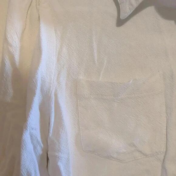 Dazy white button down top‎ size Medium - Picture 4 of 5